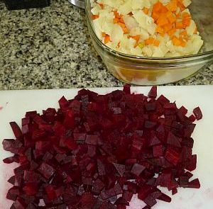 Vinegret diced beets