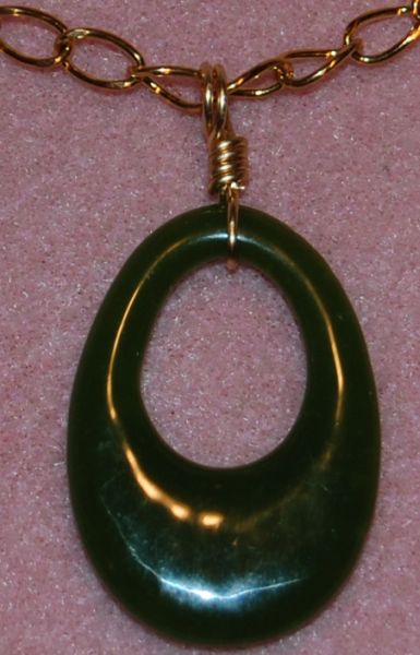 Pendant with wire bail